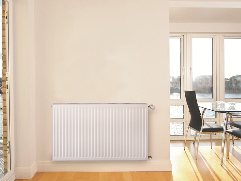 正式供暖馬上開始，你家暖氣做好放水了嗎，暖氣管漏水修補(bǔ)好了嗎